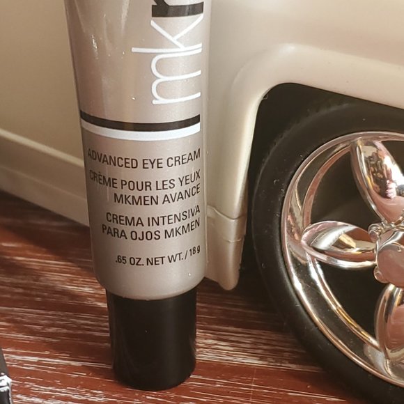 Discontinued Men's Advanced Eye Cream - Mary Kay Men - Rare - Picture 4 of 7